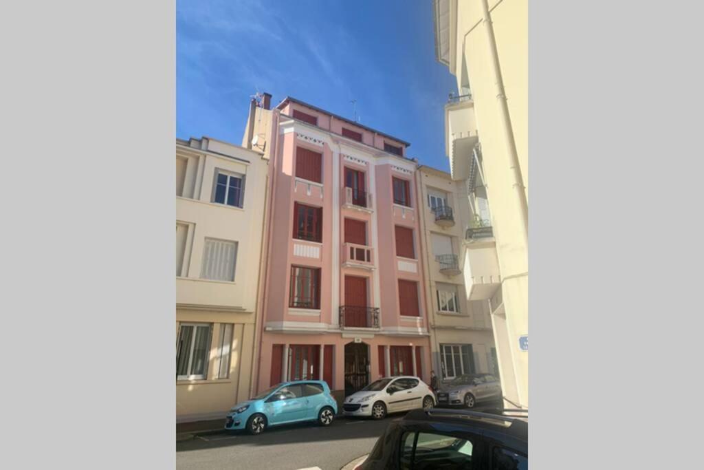 Vichy Cocoon Appartements Luaran gambar